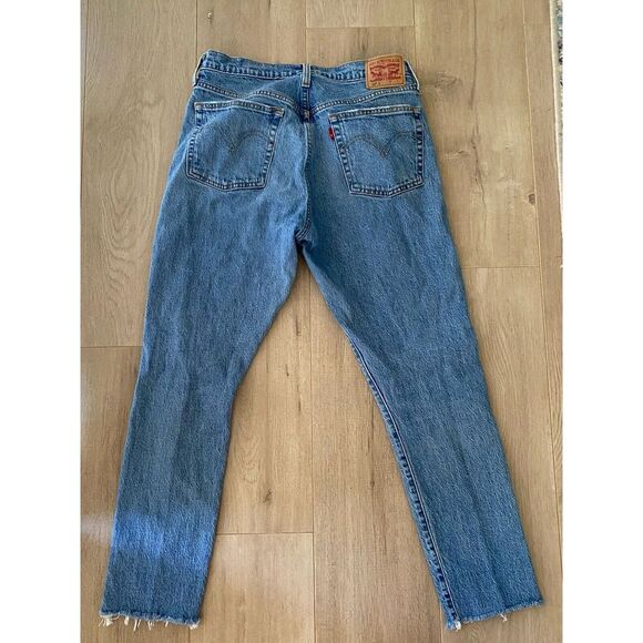 Levi's Womens 501 Skinny Jeans W30 L28" Med-Light Blue Rare Blank Tab Edition - Picture 2 of 9